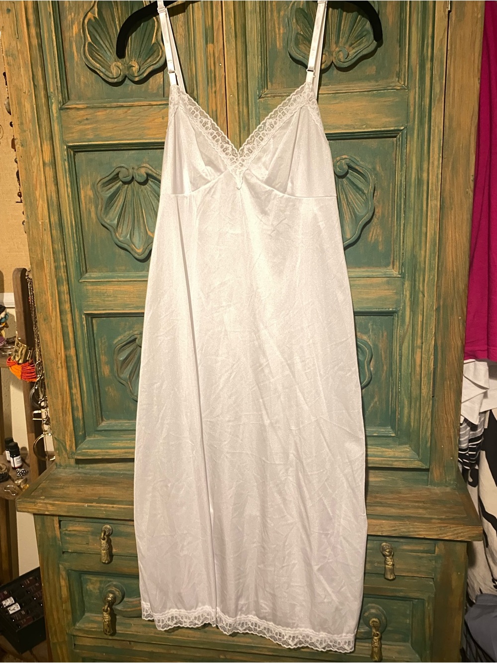 Vanity Fair White Lace-Trim Slip